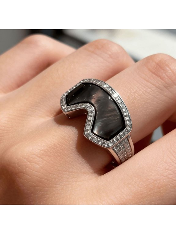 Ski Goggle Ring Shiny Rhinestones Finger Ring 3D Winter Sports Themed Ring Winter Coat Jewelry Accessory Ski Enthusiast Gift