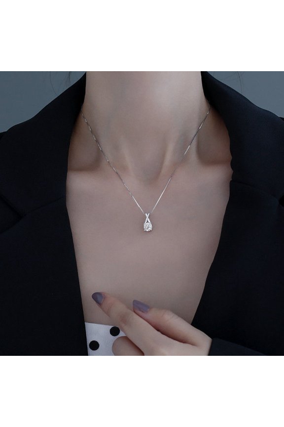 Women Necklace X Shape Faux Moissanite Jewelry Shining Korean Style Necklace for Daily Wear Wedding Party Banquet