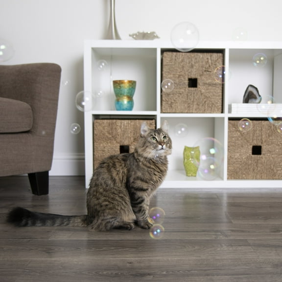 SmartyKat Bubble Nip Catnip Bubbles for Cats, Safe Pure & Potent Catnip, Trial Size, 0.6oz