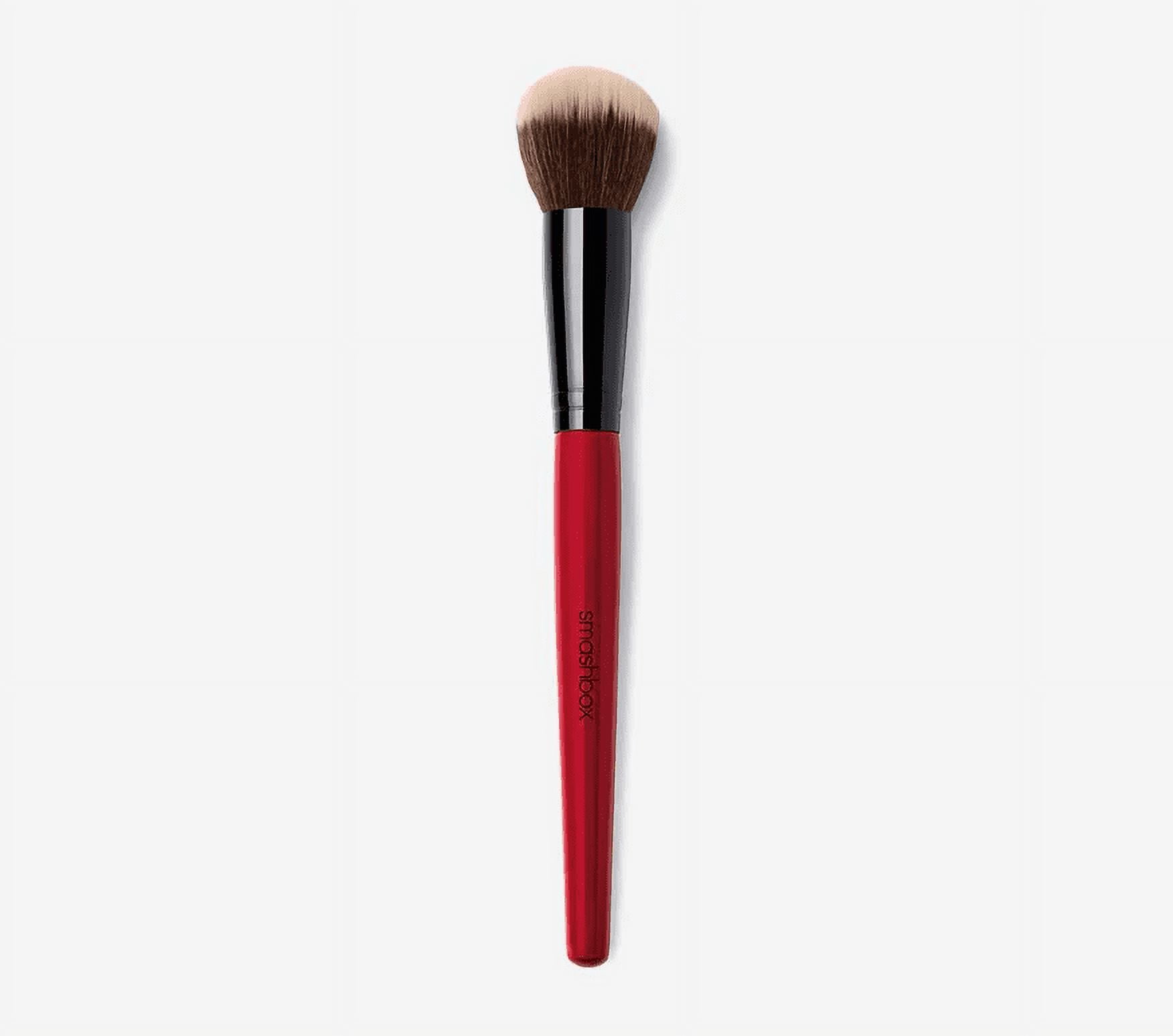 Smashbox Blurring Foundation Brush Dome-Shape for Natural \u0026 Diffused Finish