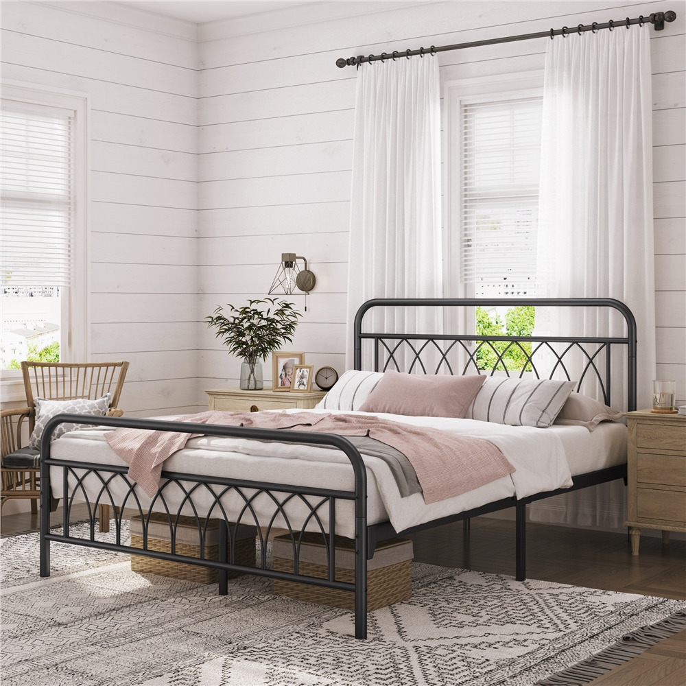 Hodedah Complete Metal Bed with Headboard, Footboard, and Mahogany Wood