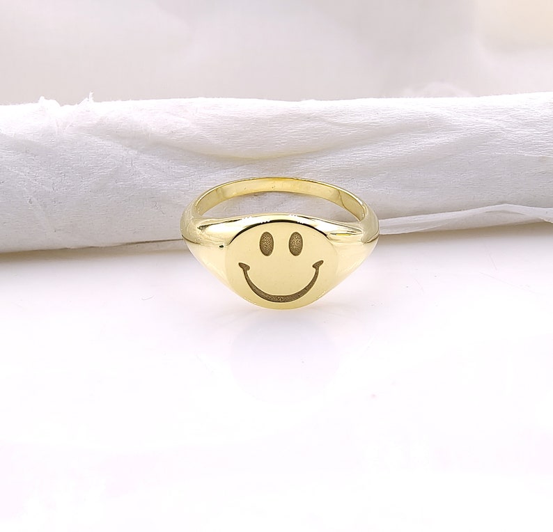 Smiley Face Ring, Sterling Silver Happy Face Ring, Friendship Ring, Smiley Ring, Emoji Ring