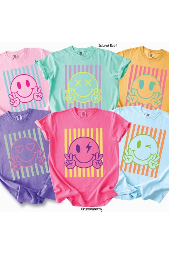 Smiley Face Shirt Retro Summer Graphic Tee Bright Colorful Aesthetic Top