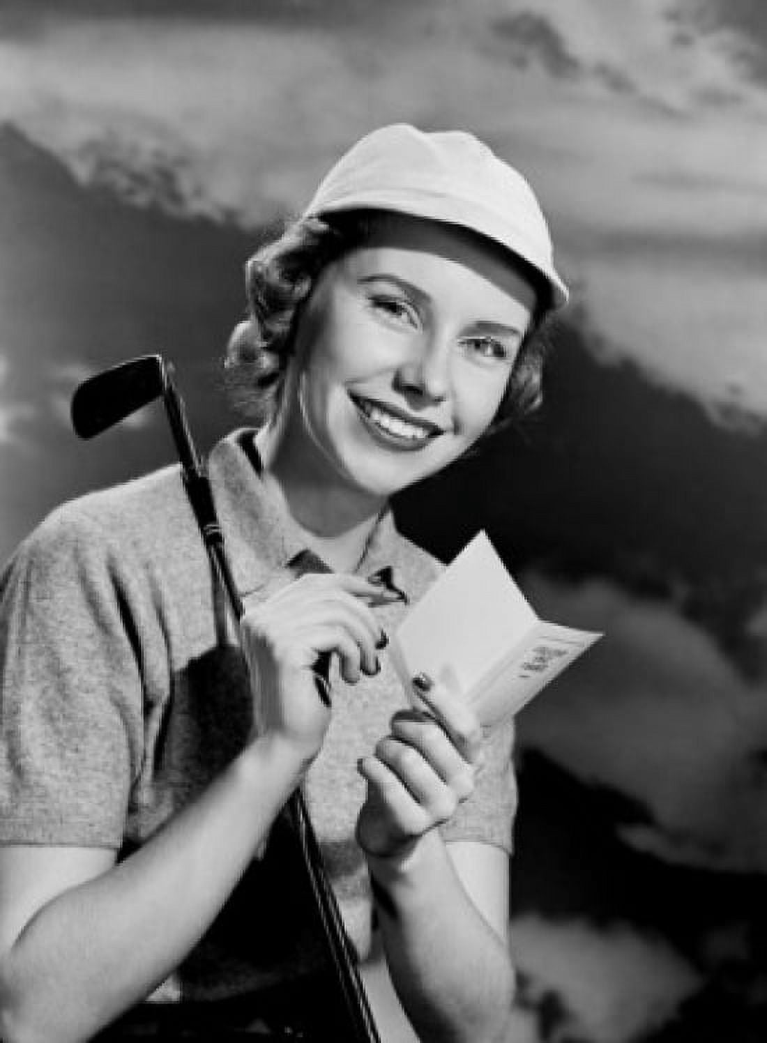 Smiling women with golf club Canvas Art - (24 x 36)