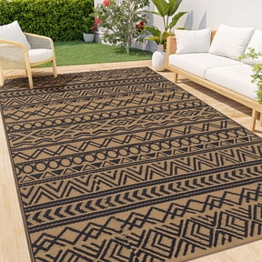 Smiry Outdoor Rugs 5x8, Waterproof Plastic Straw Geometric Indoor Outdoor Mat for Patio, RV Camping, Deck,Porch, Black and Brown