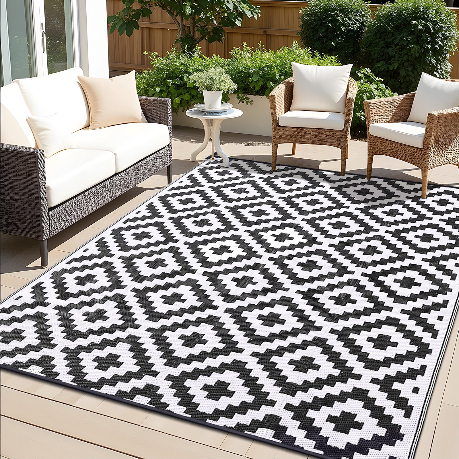 Smiry Outdoor Rug 9x12, Waterproof Reversible Plastic Outdoor Mat, Indoor Outdoor Rugs for Patio, RV, Deck, Porch, Black & White