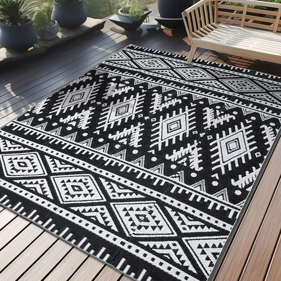 Smiry Waterproof Outdoor Rug, Reversible Outdoor Plastic Straw Rug, Lightweight Patio Rug For Indoor/Outdoor, 5' x 8' outdoor area rug, Black & White