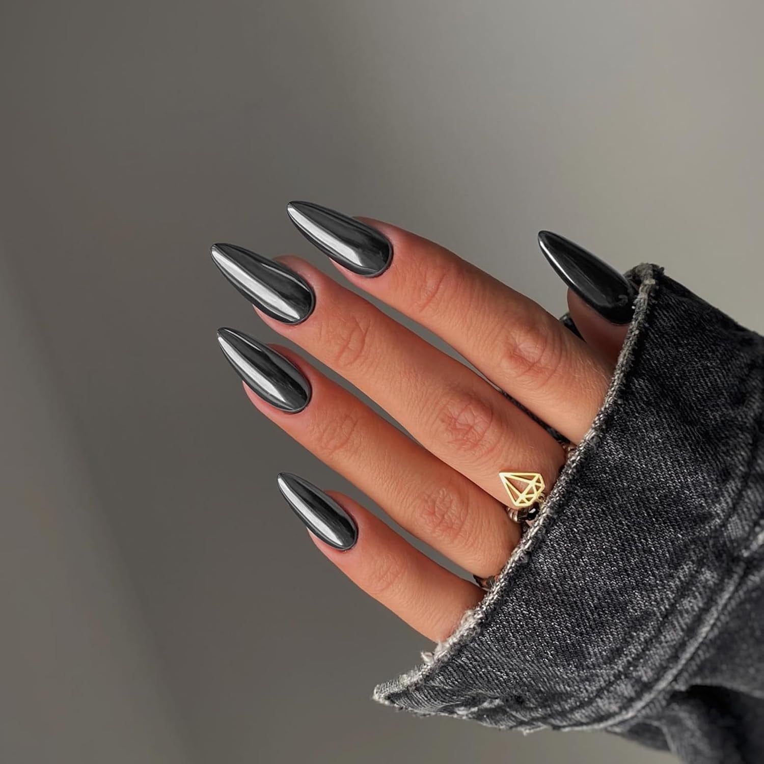 Almond grey with glitters Press on nails