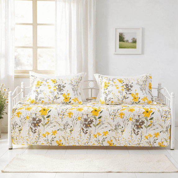 Smuge 3‑Piece Floral Daybed Cover Set, 39" x 75" Classic Reversible Double‑Sided Quilted Daybed Bedding Set with 2 Matching Pillow Shams, Yellow Floral