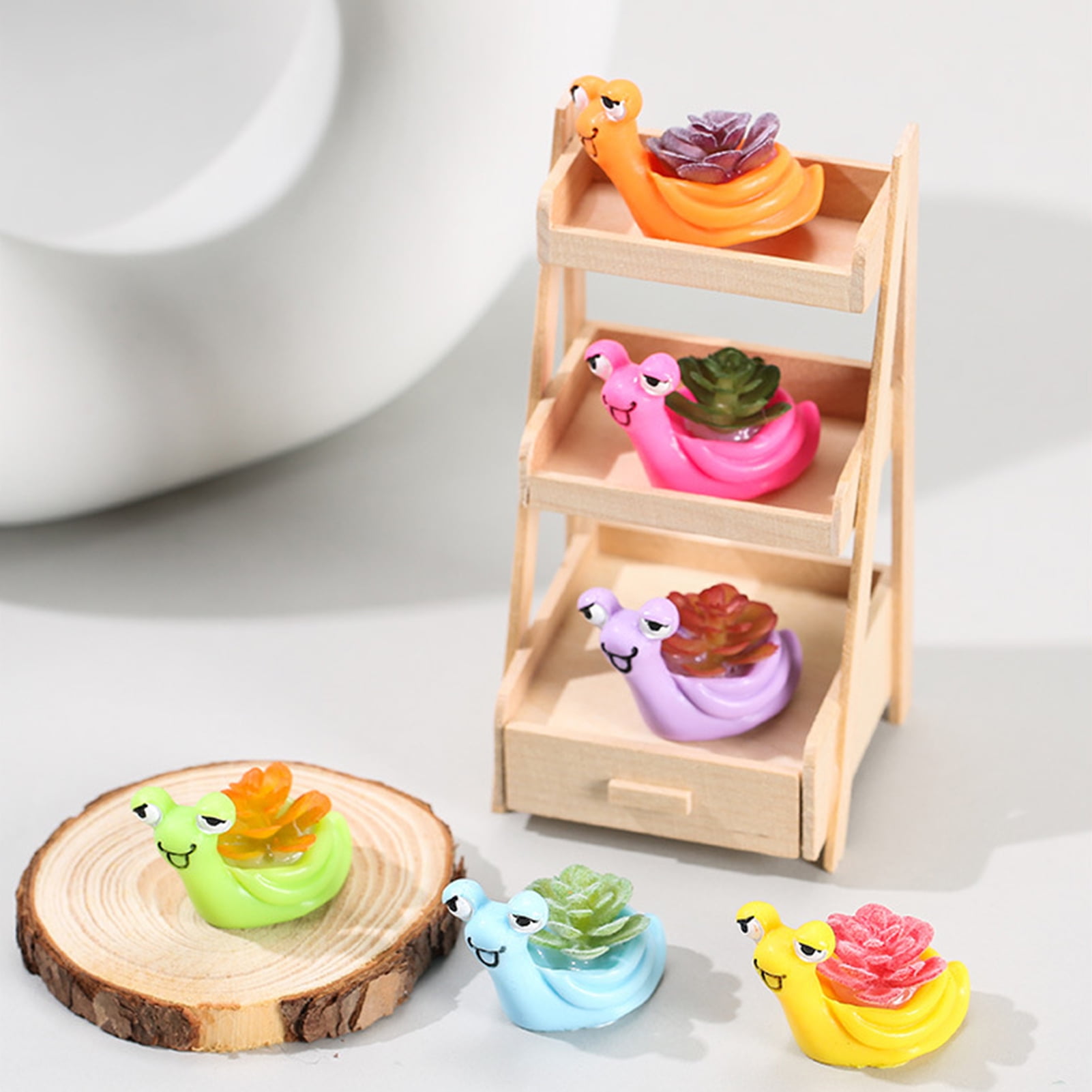 Snail Ornament Cute Realistic Resin Moss Landscape Animal Miniature for