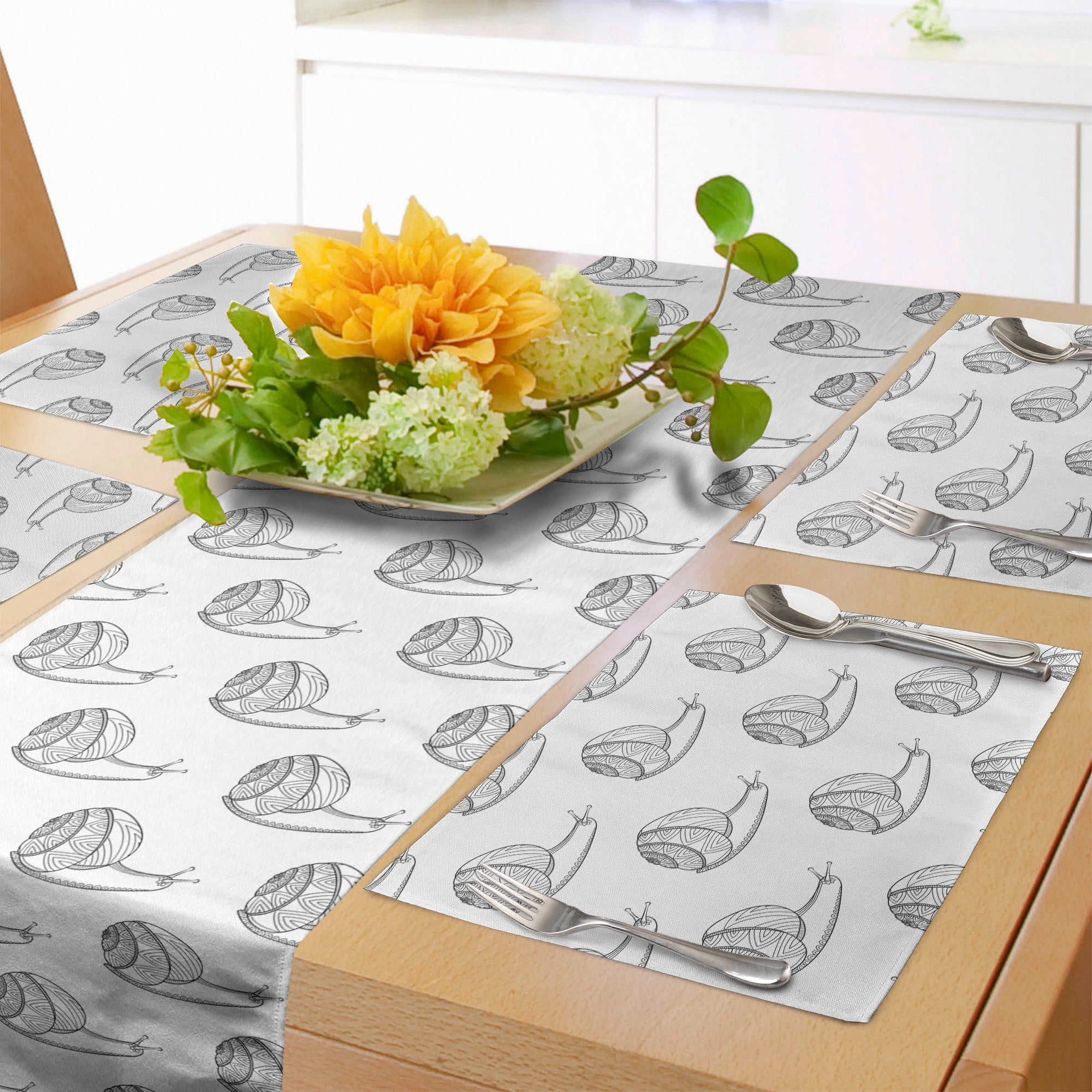 Snail Table Runner & Placemats, Spring Rain Nature Themed Monochromatic