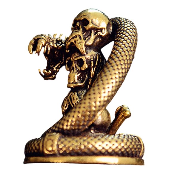 Snake Skull Desk Ornament Brass Figurine, 1.19 Inch Metal Display Statue with Engraved Texture for Study Shelf Decor and Cabinet Placement