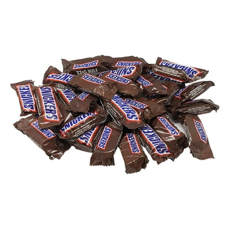 Snickers Fun Size Candy Bars, Individually Wrapped Chocolate Caramel Nougat Candy, Bulk Resealable Bag, 5 lb, Halloween Candy Bulk, Party Supply, Candy Bowl
