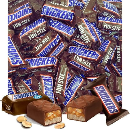 Snickers Fun Sizes Chocolate Caramel Candy Bars - Individually Wrapped Candy With Roasted Peanuts, Nougat, Caramel, And Milk Chocolate (1 Pound)