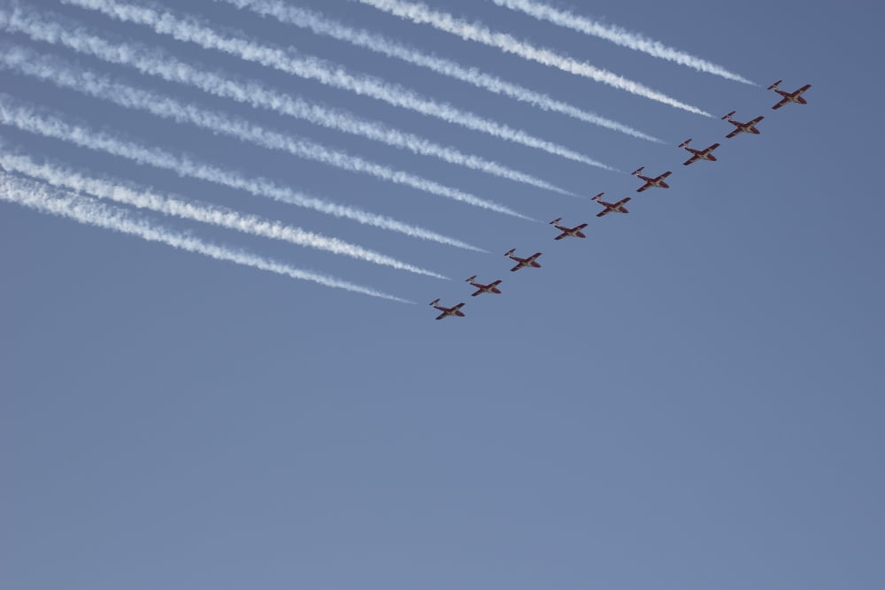Snowbirds Flying In Formation Cne Toronto Ontario Canvas Art - Vast Photography Design Pics (36 x 24)