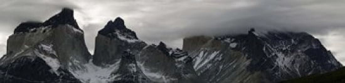 Snowcapped mountain range Paine Massif Torres del Paine National Park Magallanes Region Patagonia Chile Canvas Art - Panoramic Images (20 x 5)