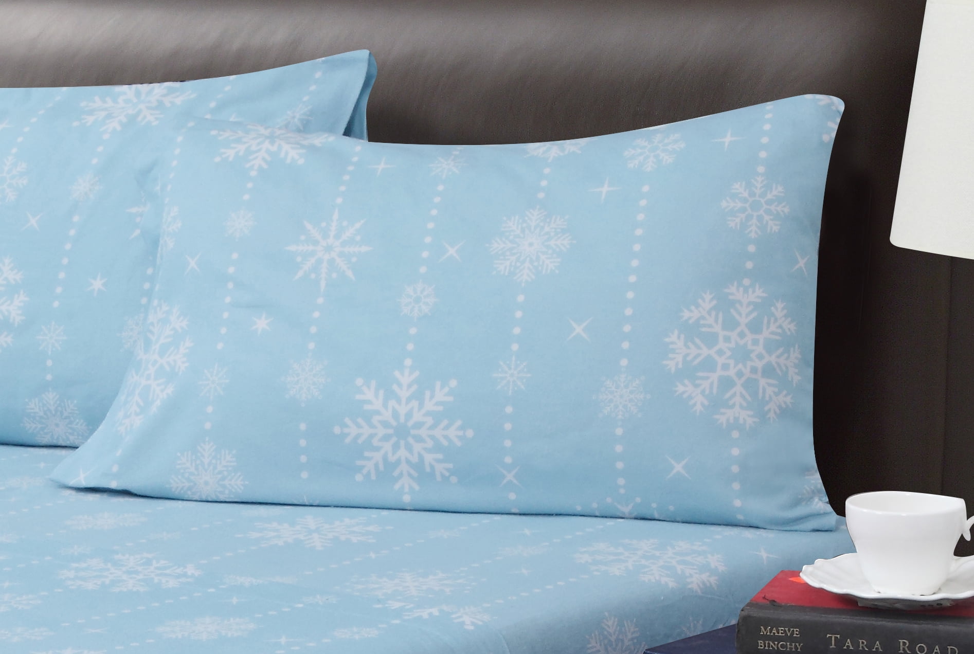 Snowflake 2-Pieces Pillow Cases Standard Blue 20"x30"