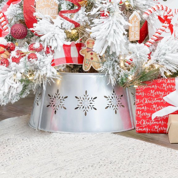 Snowflake Farmhouse Tree Collar (29-Inch Diameter Base, Silver), Vintage Enamelware, Christmas Tree Accent,Vintage Retro Style