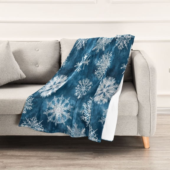 Snowflake Pattern Print Throw Blanket 60" x 90" Soft and Warm Blankets for Couch Sofa and Bed