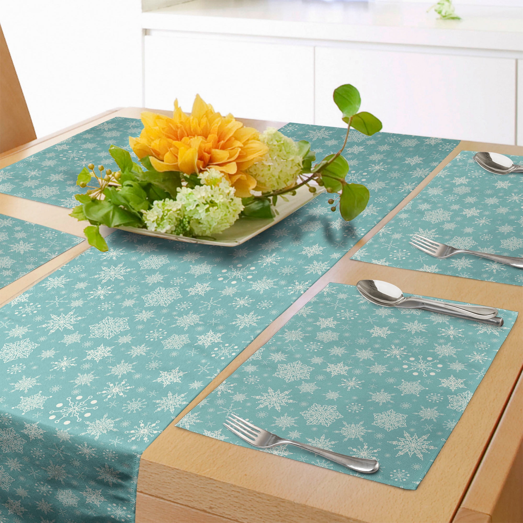 Snowflakes Table Runner & Placemats, Winter Themed Pattern of