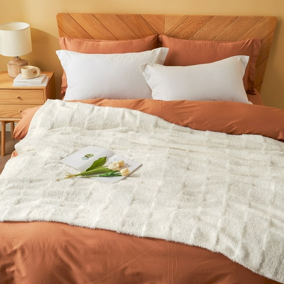 Snuggle Sac Faux Fur Checkered Throw Blanket, Fluffy Feather Yarn Blend Bedding Blankets for Couch or Bed