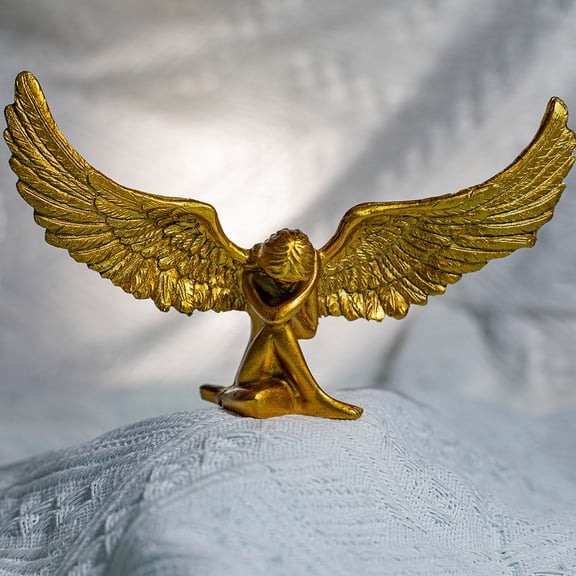 Sobbing Angel Statue Figurines, Small Resin Cherubs Statue with Wings, Angel Sculpture Ornaments for Home Decor, Living Room, Desktop Decoration, First Communion Religious Gifts for Girls