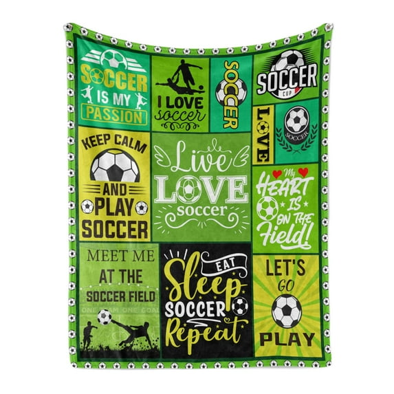 Soccer Blanket Gifts for Teens, Flannel Soft Warm Plush Sport Soccer Throw for Girls Boys Teens Kids Soccer Lovers All Season Couch Sofa Bed Living Room Decor(50"x60")