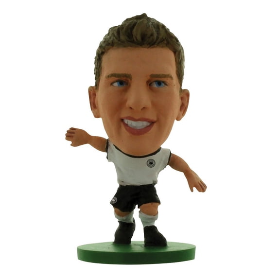 SoccerStarz Germany International Figurine Blister Pack Featuring Sven Bender Home Kit