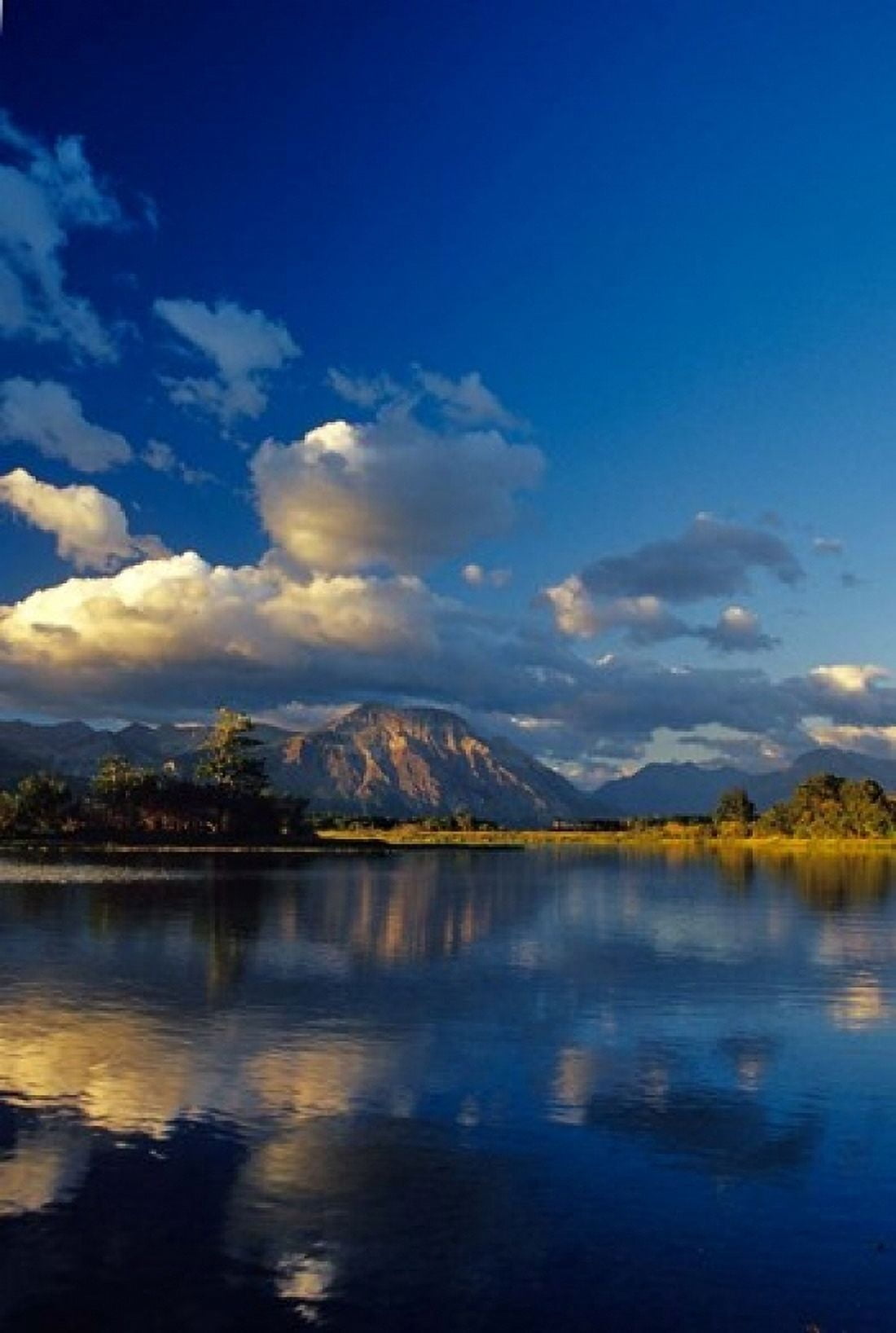 Sofa Mountain in Maskinonge Lake Alberta Canada Canvas Art - Chuck Haney DanitaDelimont (24 x 36)