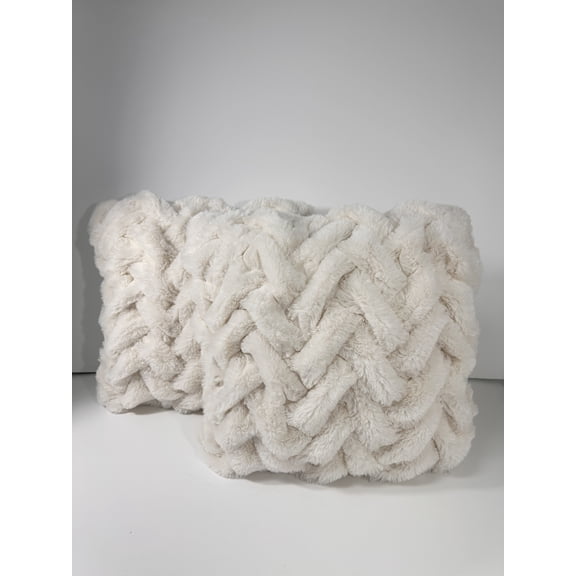 Sofia Home Braided Set of Two Faux Fur 18" x 18" Ivory Decorative Pillows by Sofia Vergara