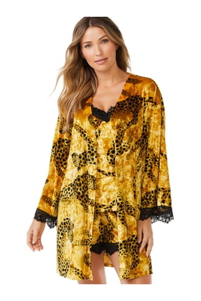 Women's and Women's Plus Size Crushed Velvet Cami, Tap Pants and Robe Set, 3-Piece