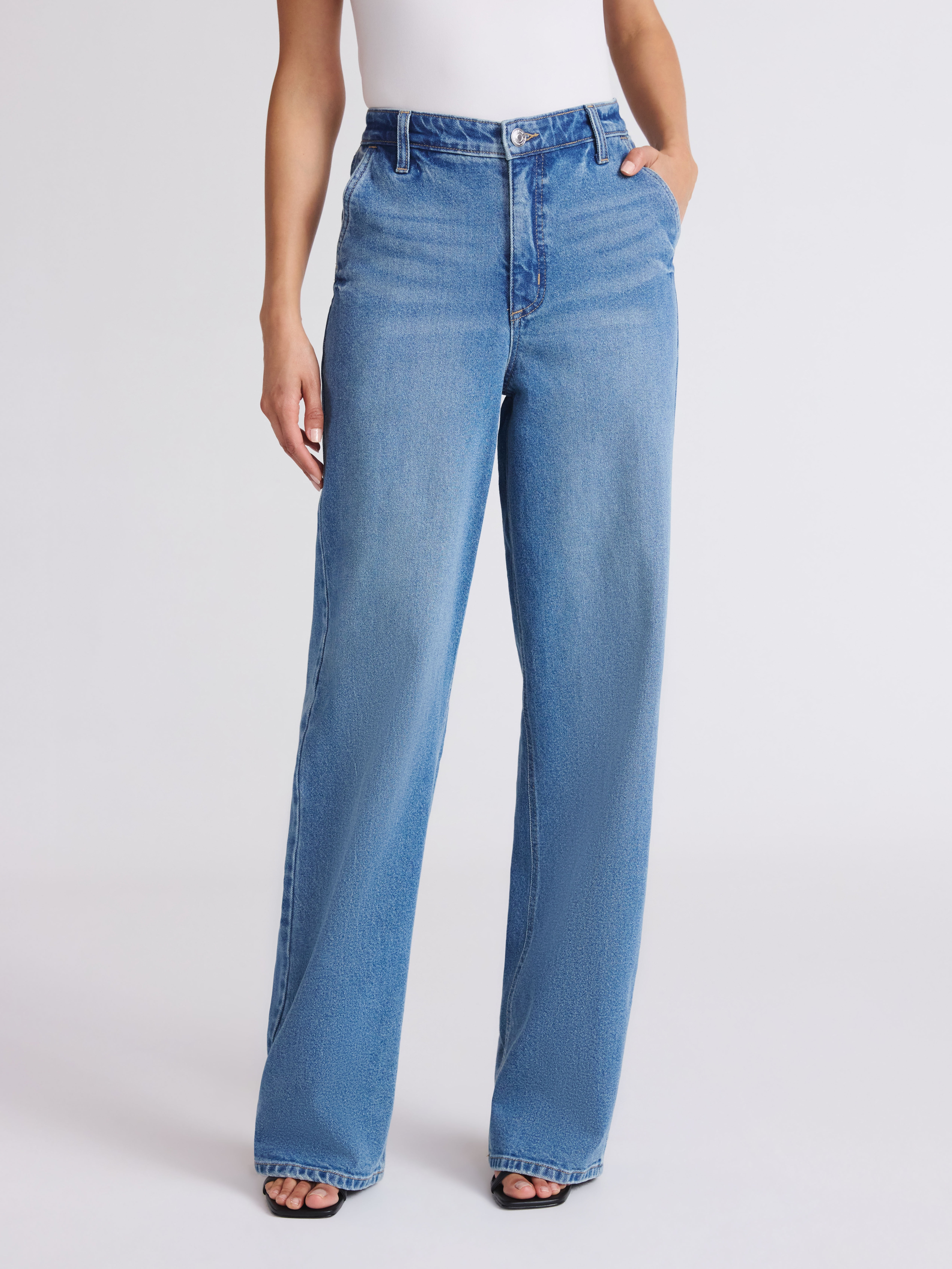 Sofia by Sofia Vergara Women's Diana Relaxed High Rise Straight