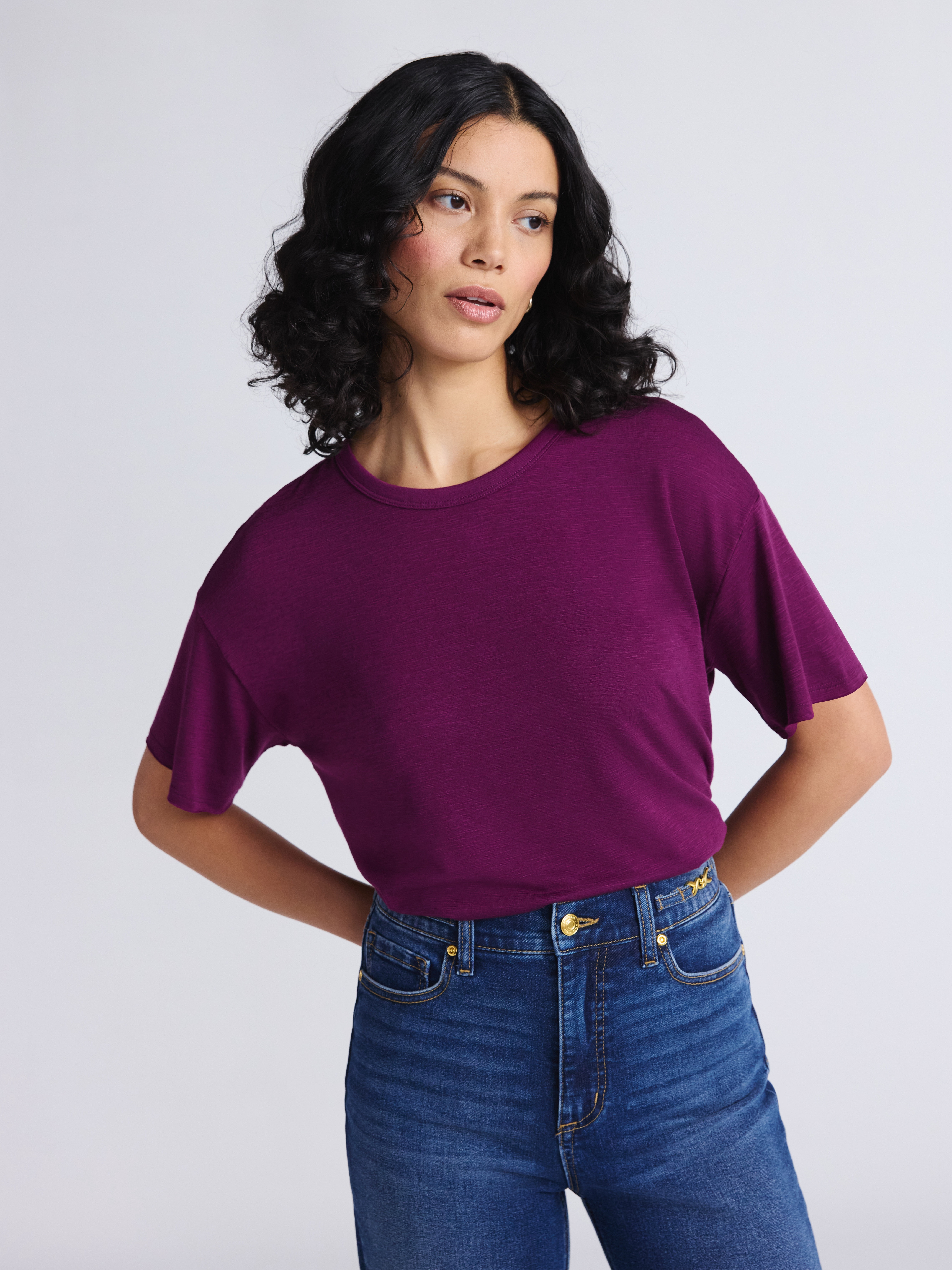 Sofia by Sofia Vergara Women's and Women's Plus Size Sofia Tee with Short Sleeves, Sizes XS-4X