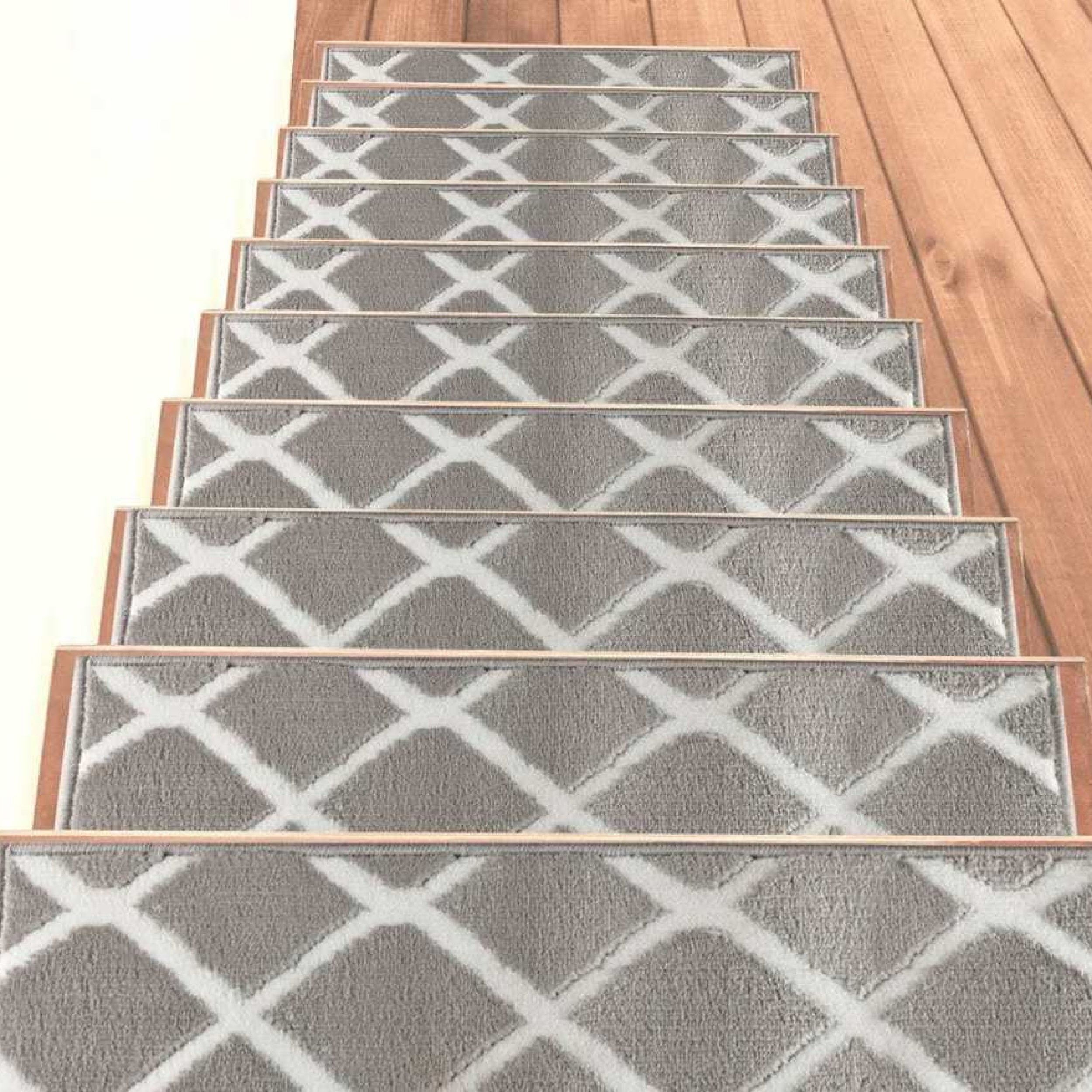 6'x24' - Green Multi - Indoor/Outdoor Area Rug Carpet, Runners & Stair  Treads with a Light Weight Latex Backing