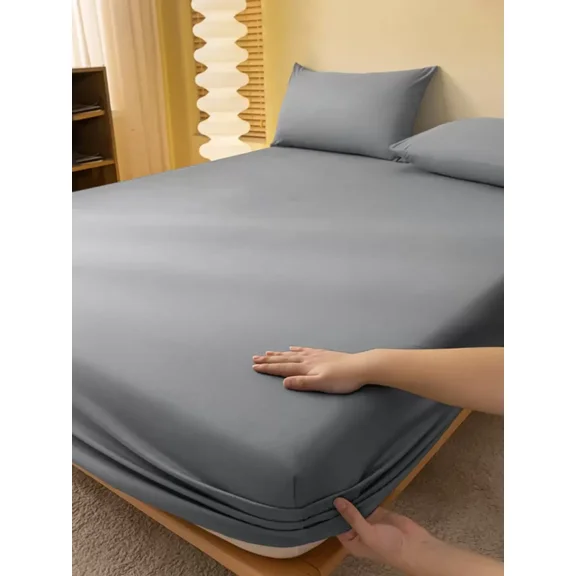 Soft Brushed Solid Fitted Sheet – Single/Twin, Queen, or King Size