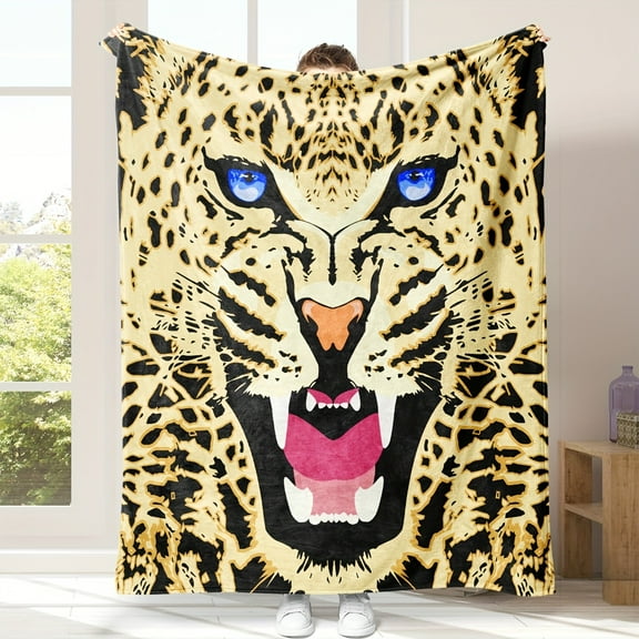 Soft Cheetah Print Flannel Blanket - Cozy & Stylish Animal-Themed Throw for Sofa, Bed, Travel, or Picnic - All-Season Use - Vibrant Leopard Print Design