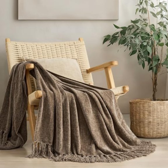 Soft Chenille Throw Blanket for Couch Cozy Plush Fuzzy Decorative Chenille Knit Throw Blanket with Tassels Lightweight Blanket and Throws for Bed Sofa Gift Home Decor Mocha Brown 60x80