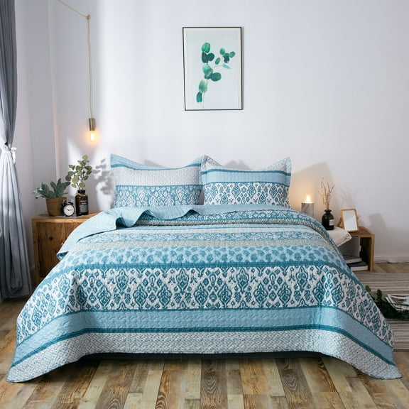 Soft Chic Printed Quilt Set