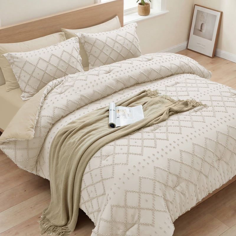 Vccoem 7-Piece King Comforter Set Bed in a Bag - Cream Boho Tufted Luxury Bedding Set, Ultra Soft & Breathable All Season Comforter with Sheets & Pillowcases