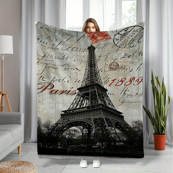Soft & Cozy Vintage Eiffel Tower Flannel Throw Blanket for All Seasons