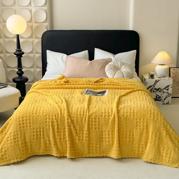 Soft Fleece Throw Blanket Waffle Jacquard Polyester Quilt for Bed or Sofa Use