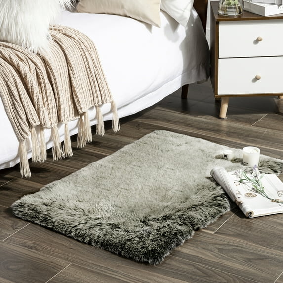 Soft Fluffy Faux Fox Fur Decorative Rug, Home Decor Rectangle 2 x 3 Feet, Green White, 1 Pack