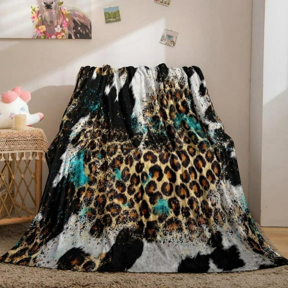 Soft Funny Throw Blanket Cow Print Flannel Warm Nap Blanket For Home Office Travel,All Season Breathable Comfortable Blanket,Comfy Bedding For Christmas Decor,Christmas Gifts,Christmas Decorations