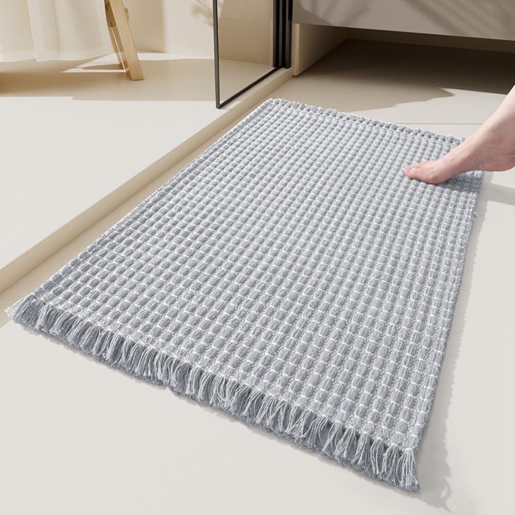 Soft Microfiber Farmhouse Bathroom Rug Washable Kitchen Mats Woven Non Slip Small Bath Mat with Pure Tassels,Tufted Braided Bath Rug for Entryway Doormat Laundry Room(20" X 32",Beige)