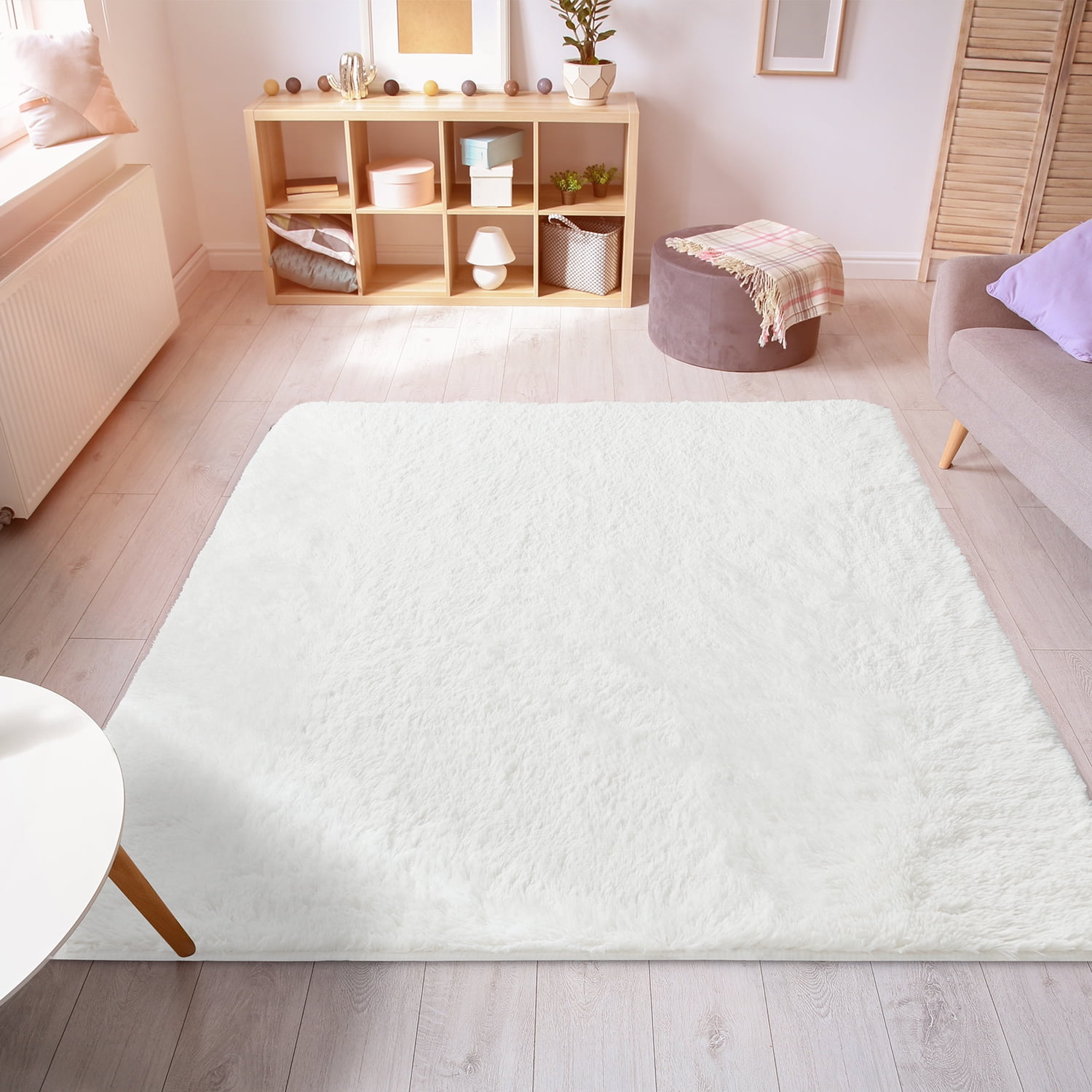 Soft Plush Faux Fur Area Rug 4x6 Feet, Luxury Modern Rugs Rectangular Fuzzy Carpet for Bedroom, Living room, Kids Room, White