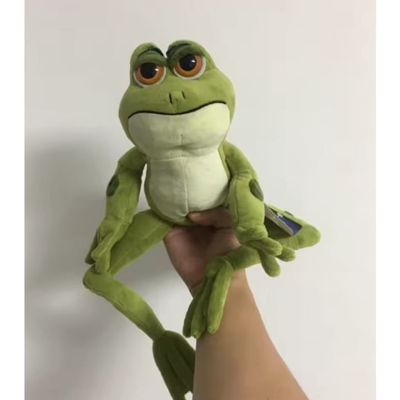 Soft Plush Frog Stuffed Animal - Expressive Eyes Flexible Limbs Green Frog with Red Heart, Safe Polyester Stuffed Animal for Birthday Christmas Home Decor