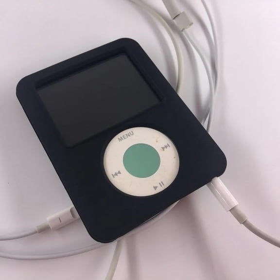 Soft Silicone Protective Case Cover for iPod Nano 3 3rd (Black)