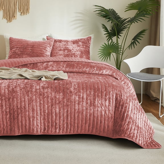 Soft Velvet 3-Piece Full/Queen Quilt Set - Pink Striped, Lightweight Oversized for All Season, 2 Pillow Shams Included