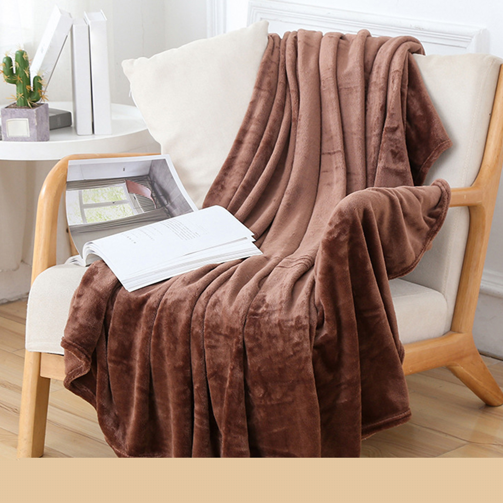 Soft Velvet Flannel Throw Blanket for Couch - Lightweight Comfy Checkered Polyester Fleece for All Seasons - Durable Skin-Friendly Cozy Blankets for Sofa Bed 59x79 in