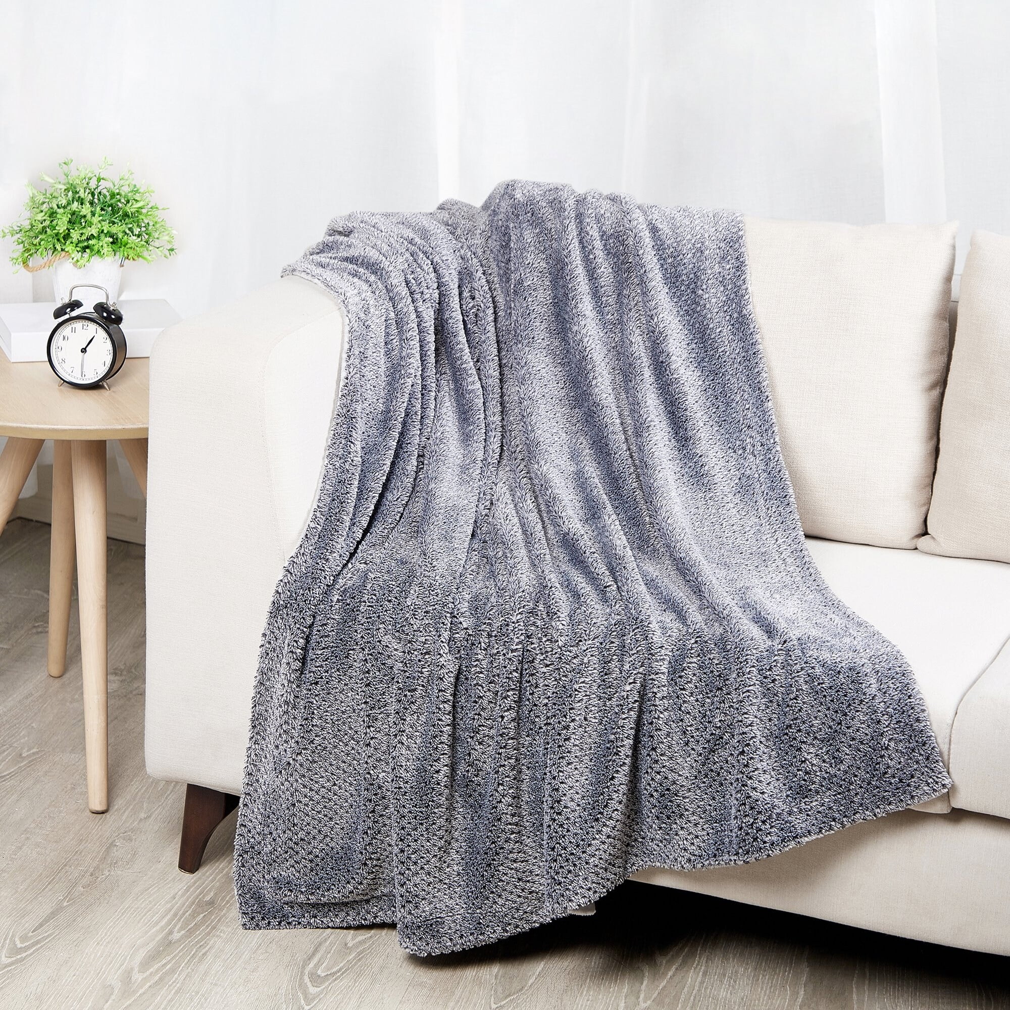 Silver velvet throw blanket sale
